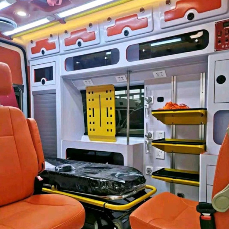 田家庵长途救护车护送病人租赁价格